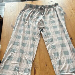 La Vie En Rose Pink and Gray Lounge Pants